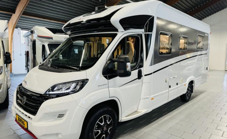 4p luxury Dethleffs with air conditioning and towbar from 2019