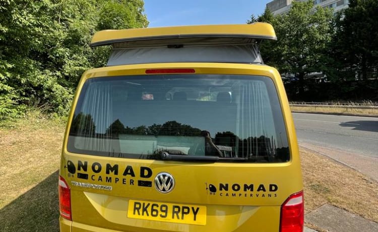 RK69RPY NOMAD LONDON – 4 Berth Nomad Camper LONDEN - ROMFORD