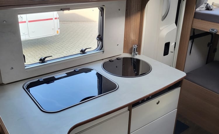 Carado A 461 The Camper for the whole family