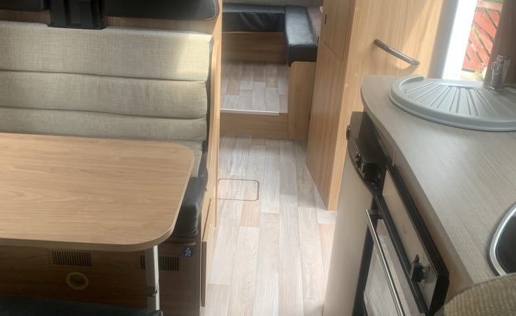 Bisye – 6 berth Bailey semi-integrated from 2016