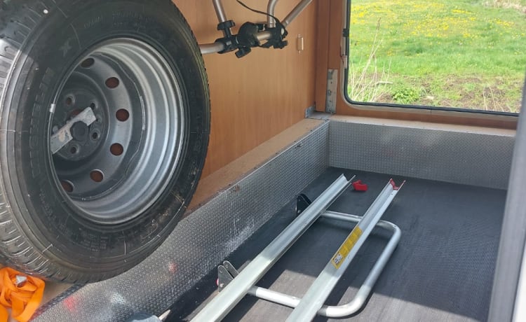 Hasselt  ( overijssel) – 4p Rapido integrated from 2004, Fiat ducato