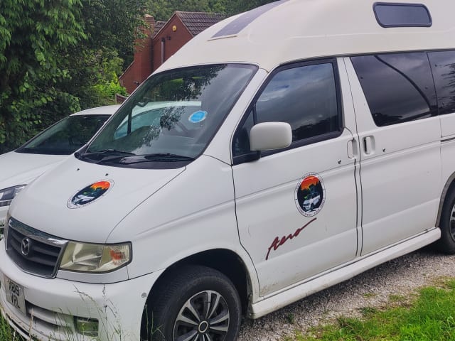 Hightop – Schnäppchen Mazda Bongo mieten Portaloo und WC-Zelt jetzt inklusive kostenlose warme ein