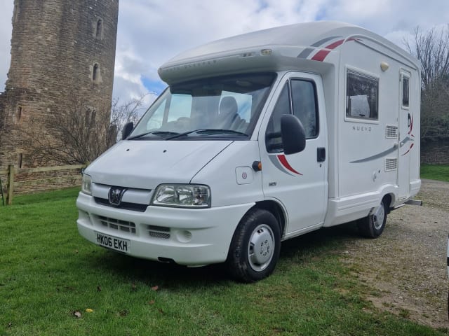 CARYS – 2 berth Peugeot semi-integrated from 2006