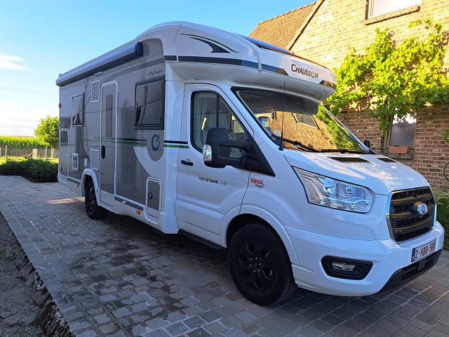 6p Chausson semi-integrated uit 2024