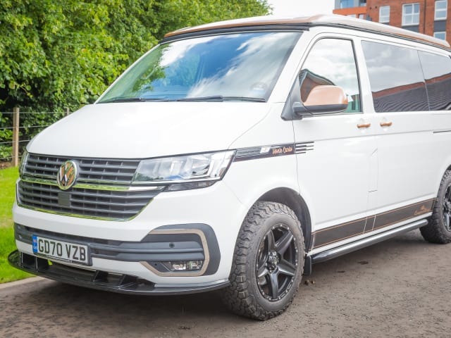 Harriette – 4-persoons Volkswagen campervan uit 2021