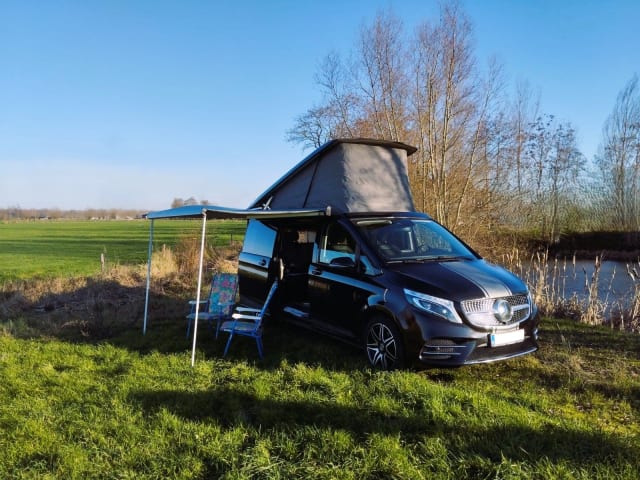 4p Luxe 4x4 Marco Polo Campervan uit 2020, klaar voor avontuur!
