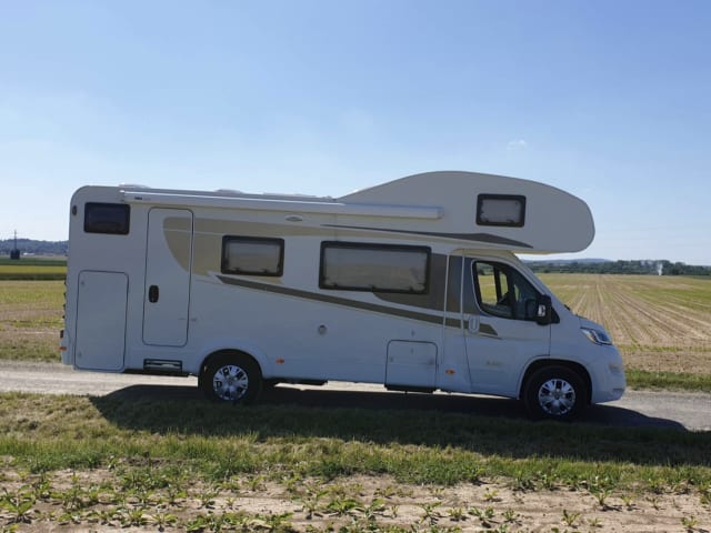 Le gros pepere  – Camper 6 personen FAMILIECOMFORT "LUXE"