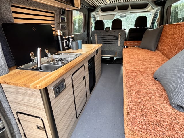 The Nomad – 2 berth Citroën campervan from 2015
