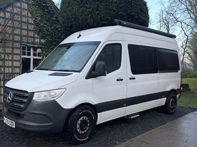 Camping-car Mercedes-Benz 2 places à partir de 2020