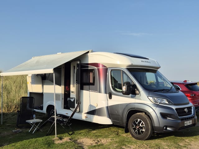 2 berth Hobby semi-integrated from 2016