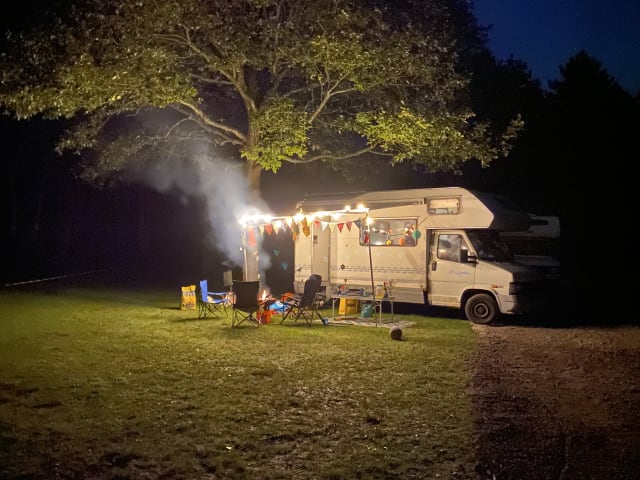 Beau camping-car Fiat Ducato Alcôve de 1992