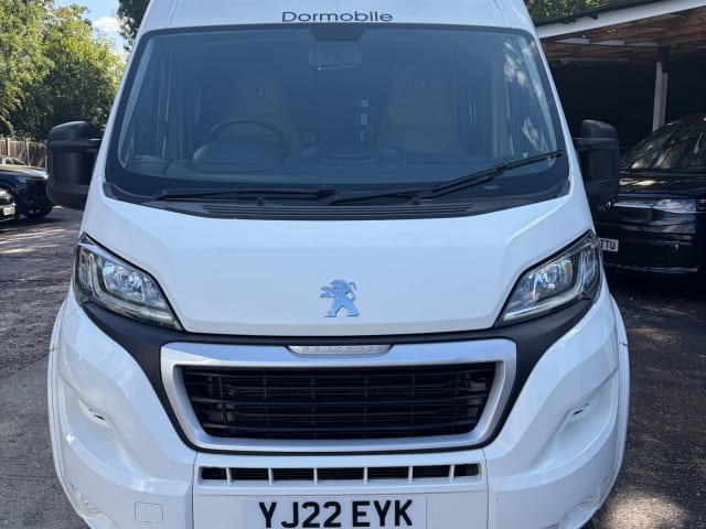PEUGOUT – 4 berth Peugeot campervan from 2022