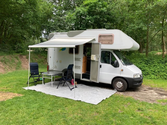 4p Knaus Traveller met 6 gordels 