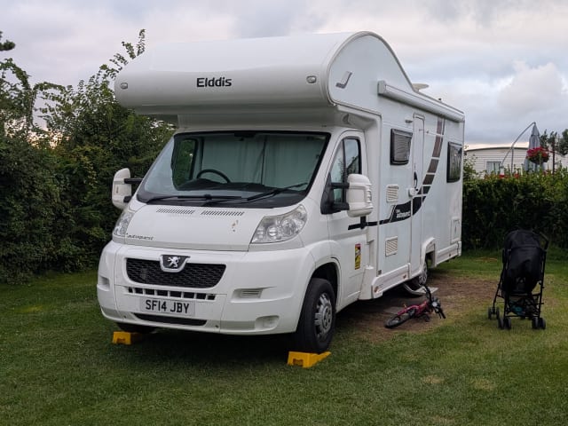6 Berth Peugeot with Air Con