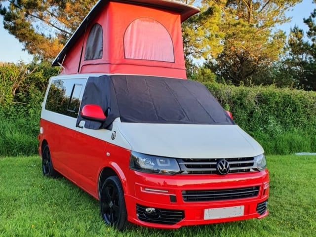 VICTOR – 4 geboorte Volkswagen campervan
