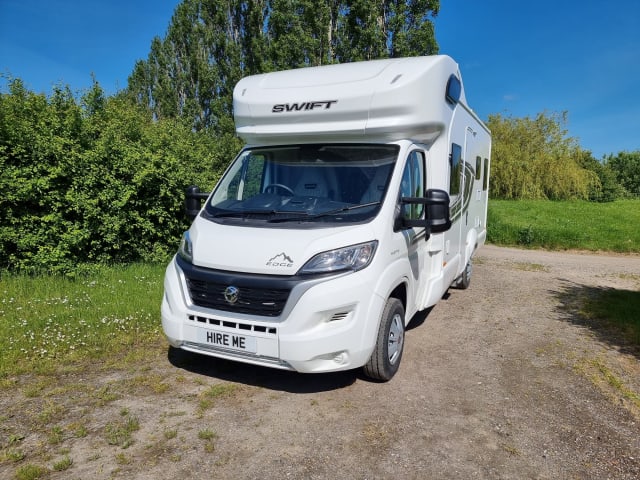 6 berth Fiat alcove from 2022