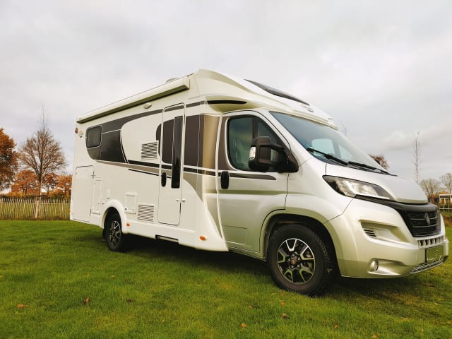 Kaatje – BRAND NEW!! 4 persoons camper uit 2023!! 