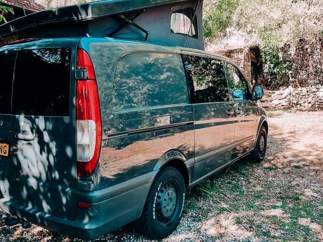 Mercedes Benz Vito campervan