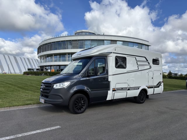 Hymer 570 MLT Xperience B