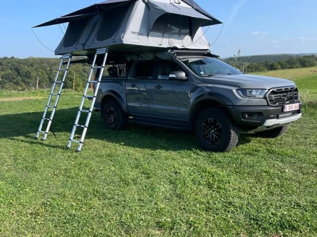 Bluey – 4p Ford Raptor mit Dachzelten