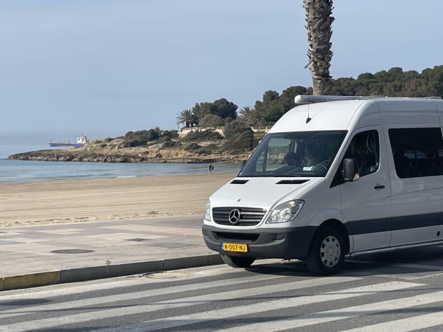 Reachervan – Tweepersoons Mercedes-Benz Sprinter