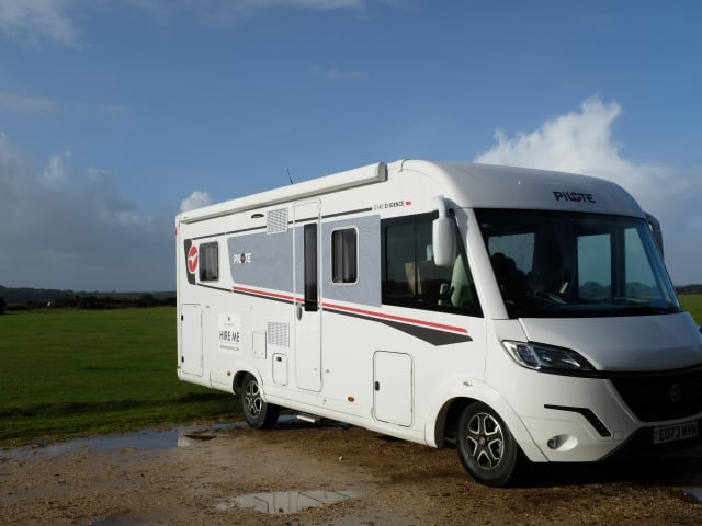 Kestrel – 4 berth Pilote A-Class (2023)