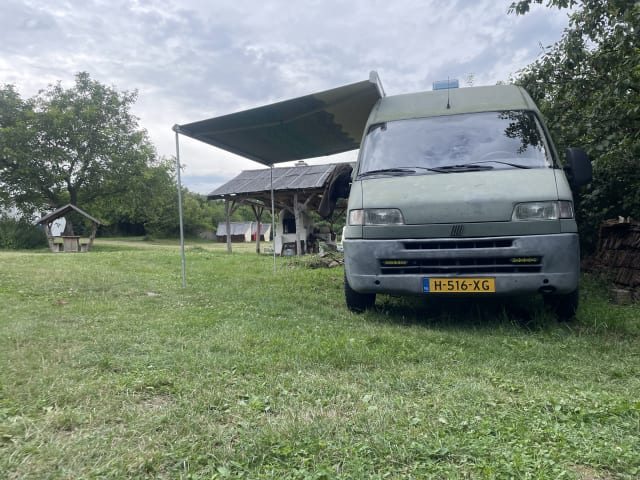 Bob – Camping-car Fiat 2p de 2001