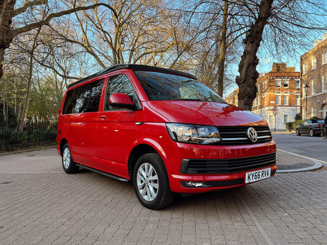 Ruby – Automatic VW T6 4 Berth Campervan with Poptop & Heater 