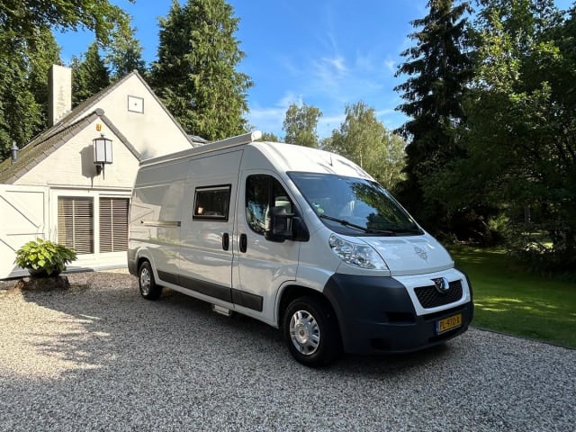 2-seater Peugeot bus from 2012