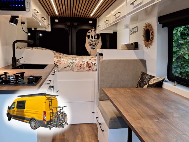 Spacious, modern and complete Off-Grid 2P Campervan