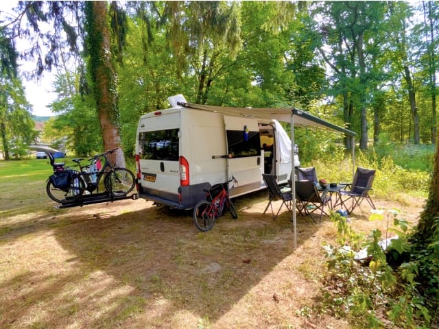 Ruimteschip 1 – 4p 🚐 Last minute☀️5 dagen €475 | Superfijne en comfortabele 4p 
