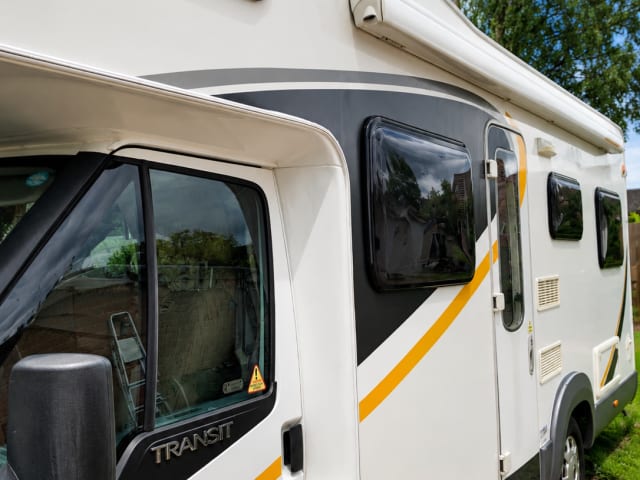 Sunrise  – 6 berth Ford transit tribute