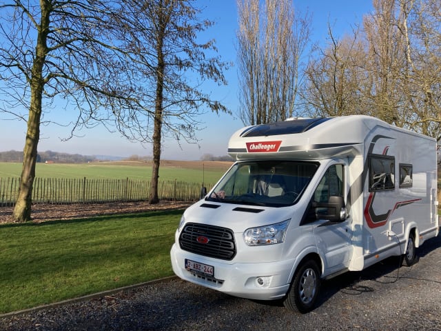 Droom op wielen! – Camper familiare di lusso con spazio vitale molto ampio