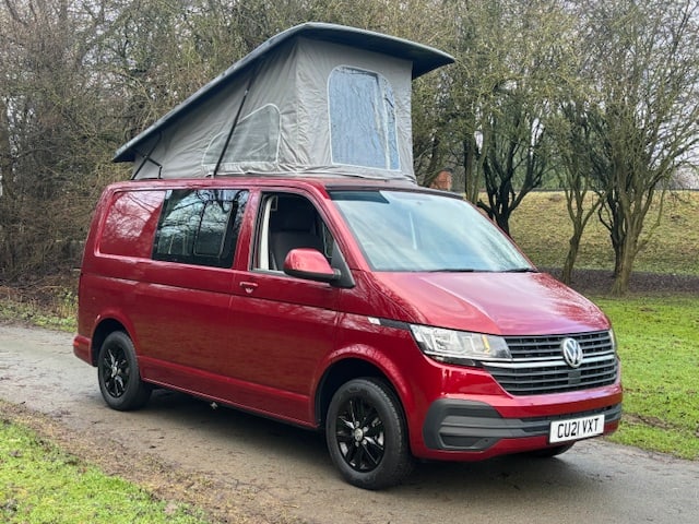 Sterling – 4-persoons Volkswagen campervan uit 2021