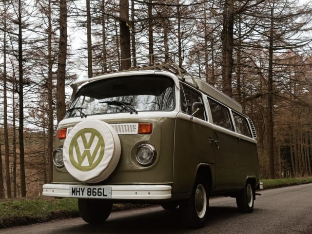 Natalie 1973 – 4 berth Volkswagen campervan from 1973