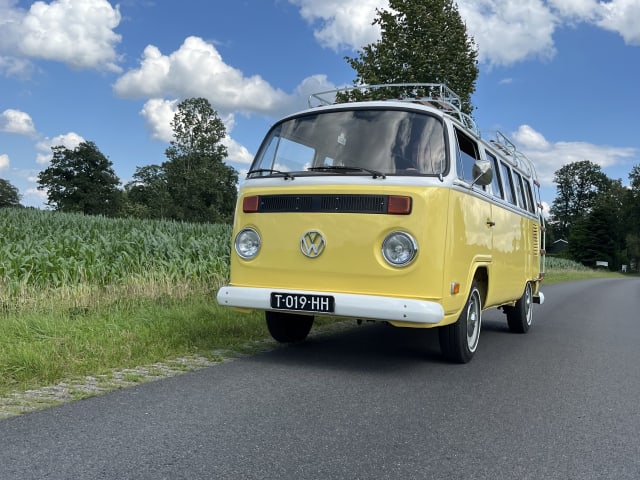 John Lemon – 5p Volkswagen bus from 1984