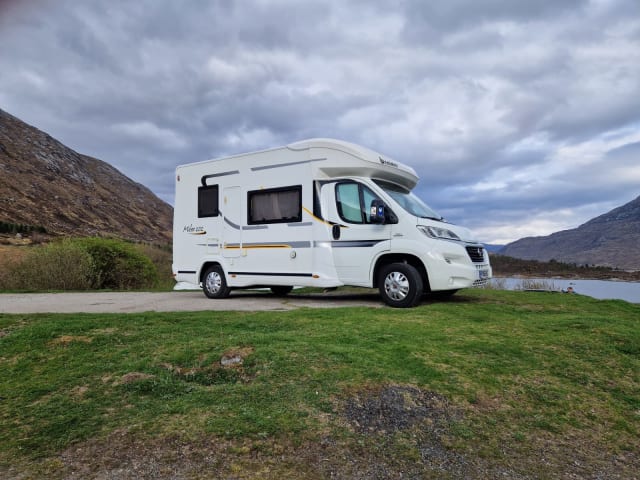 Beni – Drive and enjoy, in our comfy and compact motorhome.