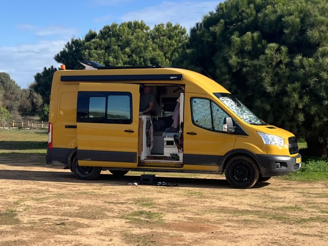 2-seater Ford bus from 2016