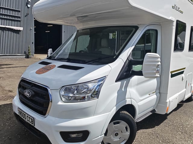 HARRIS – FORD TRANSIT RIMOR KILIG 669 – 5 LIEGEPLÄTZE