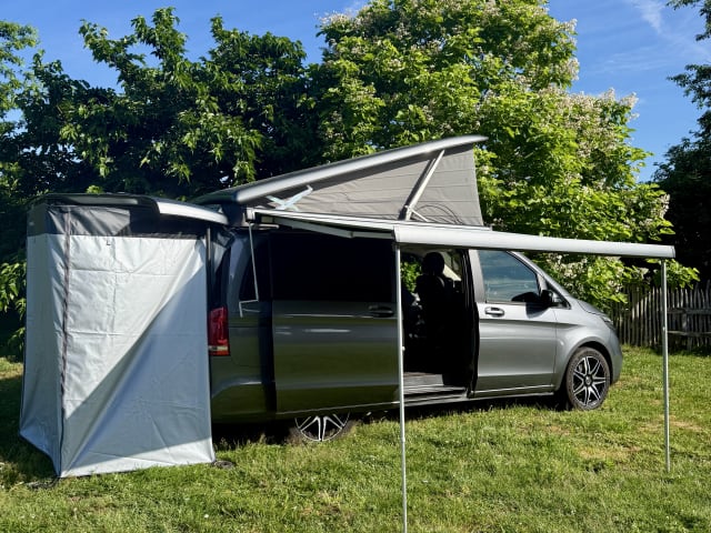 MP – 4p Mercedes-Benz Marco polo V300 4-Matic Full