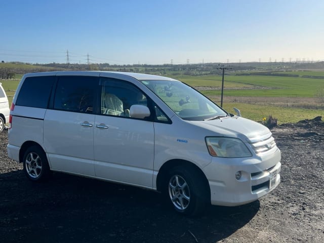 Frisko – Meet Frisko The Toyota Voxy!!!