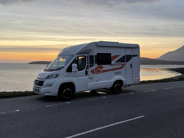 Milly, Ullapool – 2 slaapplaatsen 2020 volledig geïntegreerde Swift, Ullapool