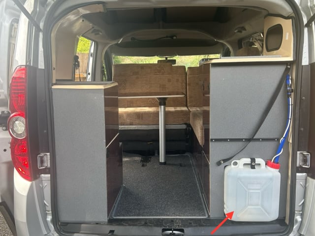 Mini moo – 2014 Fiat doblo 3 birth campervan