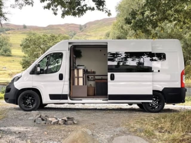 The Wee Pickle – Peugeot Boxer campervan - Prachtige ombouw! 