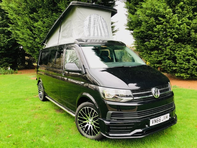 Black Beauty  – Camping-car Volkswagen T6 Trendline LWB