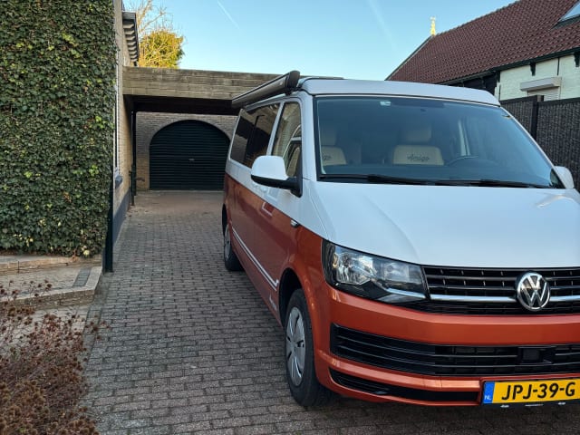 Amigo – 4p Volkswagen campervan uit 2025