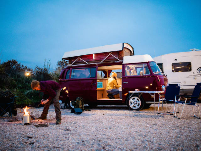 Ga op duurzame roadtrip met Mariquita! ⚡️🚐 – 100 % elektrisch! ⚡️VW T2 „Mariquita“