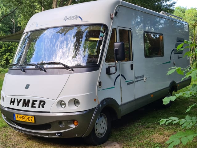 Familiencamper für 6 Personen. Hymer Integral aus dem Jahr 2000