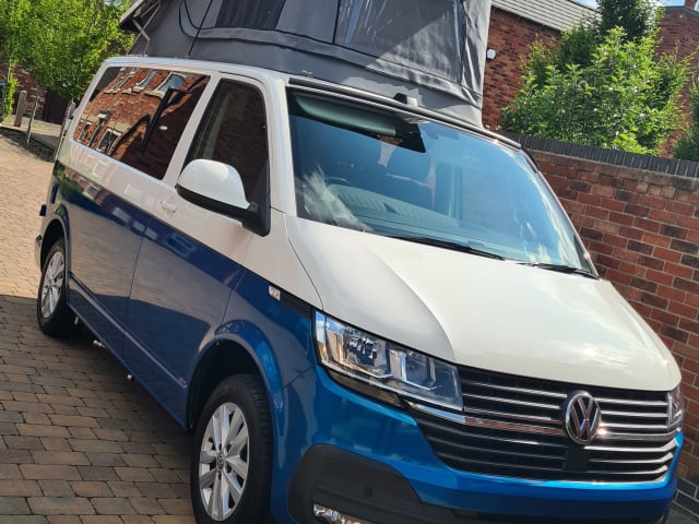 Drive 'The Falcon' - Our 4 berth *heated* T6.1 VW campervan 