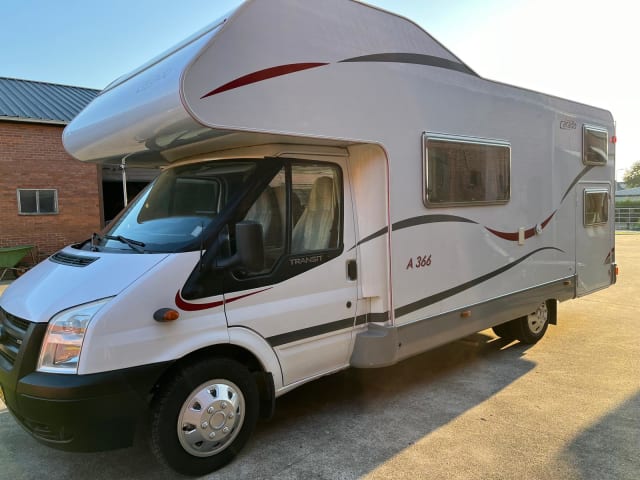 Alcôve Eura Mobil 7p de 2007